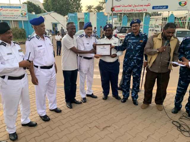 لقمان: أحيى بإعجاب كبير إدارة شرطة مرور ولاية الخرطوم 1 لقمان احمد