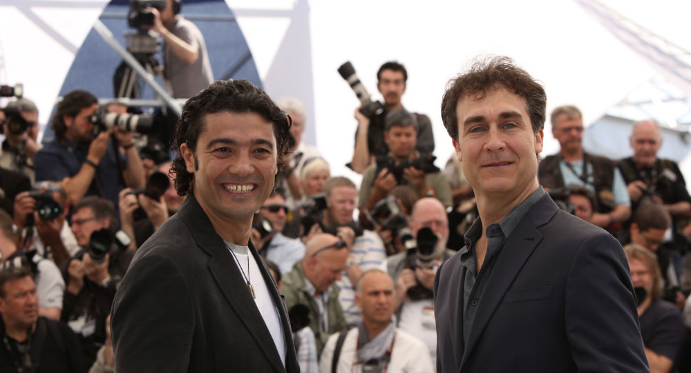 نقل الفنان المصري خالد النبوي إلى المستشفى 1 1043548890