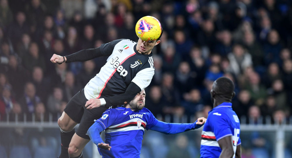 كريستيانو رونالدو يعلم بطل التنس العالمي كيفية القفز... 1 1043896621