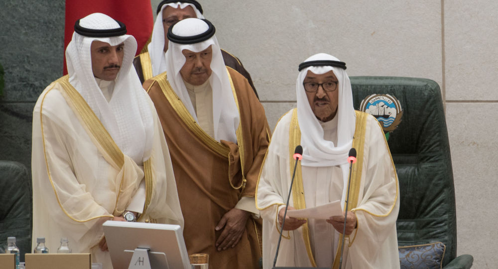 ماذا قال أمير الكويت لرئيس مجلس الأمة الذي ألقى "صفقة القرن" في القمامة 10 الكويت