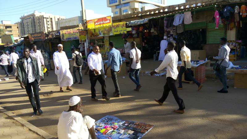 محلية المتمة توقف عمليات البيع بالاسواق والمطاعم والمقاهي 1 المتمة