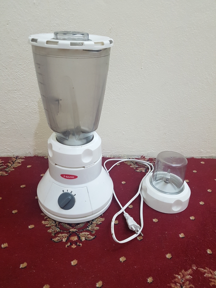 بالفيديو.. أغرب طريقة لصنع العصير في شوارع الهند 10 خلاط