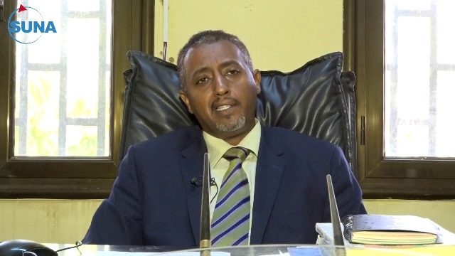 خبير مصرفي: زيادة الأجور قرار سليم.. يعتمد حاليا على طباعة العملة وسترتفع اسعار الدولار والسلع والحل رفع الدعم وزيادة الجمارك 10 لؤي عبد المنعم