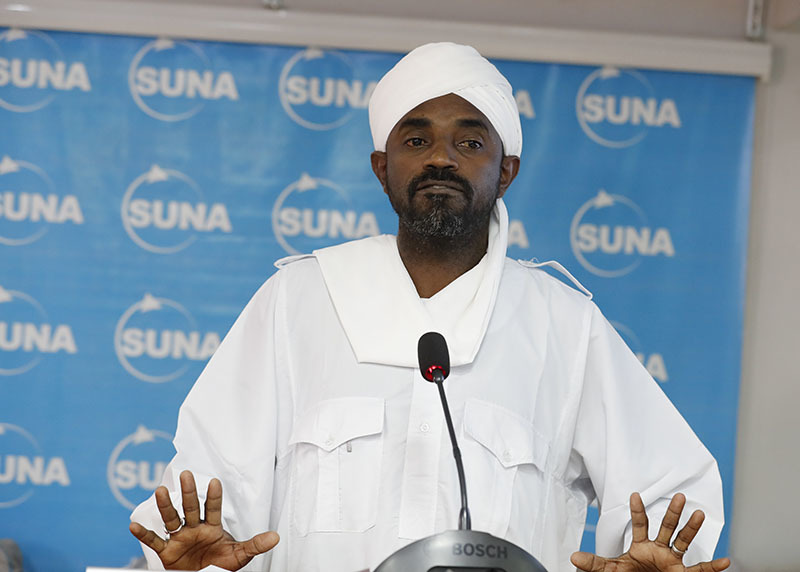 نجاة وزير الأوقاف السابق"نصر الدين مُفرح" من حادث سير مروع ونقله إلى المستشفى 10 مفرح 1