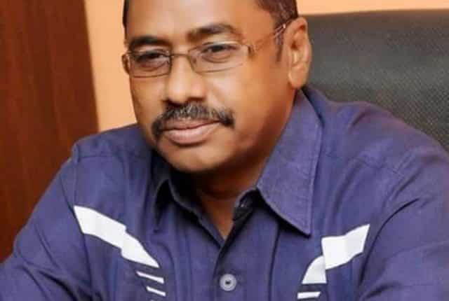 ياسر الفادني: مشطوها بركاوي ! 10 ياسر الفادني