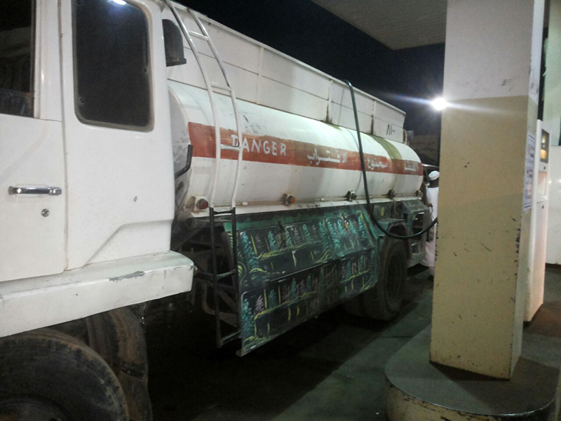 توقف استيراد الجازولين لشهرين 1 جاز