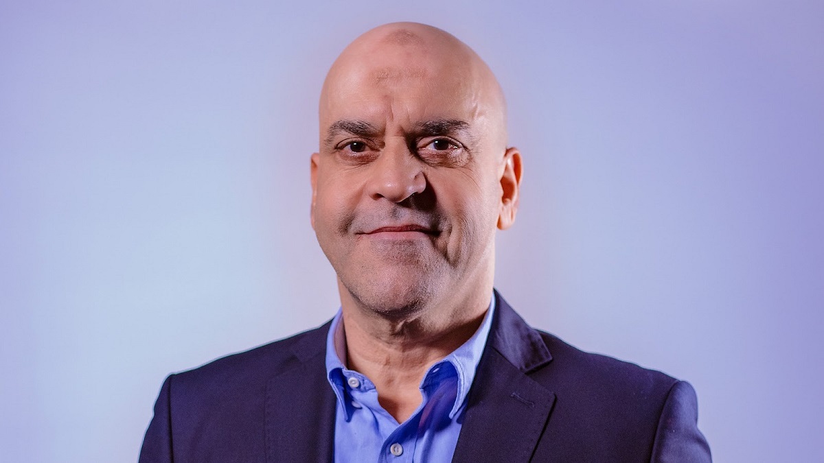 أسرة الفنان المصري محمد شومان تتبرأ منه 1 محمد شومان