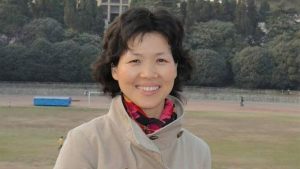 حقيقة هروب "المرأة الخفاش" من الصين ومعها ملفات "سرية خطيرة"... صور 2 المرأة الخفاش الصين