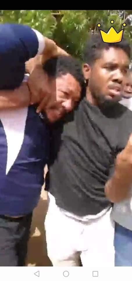 بالصور.. ذو النون يمدح أحد مناصريه بعد أن أنقده في سنار: للمرة الثانية يكاد يفديني بروحه بعد حادثة الجامعة وأمي حلفت لو عندها بنت تاني كان تعرسها ليك 1 عبد الحفيظ ذو النون