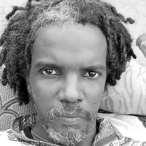 ايقونة اعتصام القيادة "القراي"يصدح بأراء جريئة ويشعل فيسبوك ويكشف أسرار وحكاية كولومبيا وصراع الشفع مع الأطفال 10 سهيل القراي