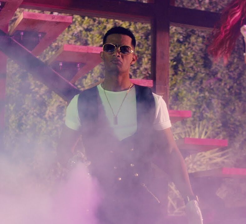 محمد رمضان يمازح جمهوره بعد زلزال القاهرة: «مفيش زلزال بيحس بزلزال» 10 13131379 e1747217231700