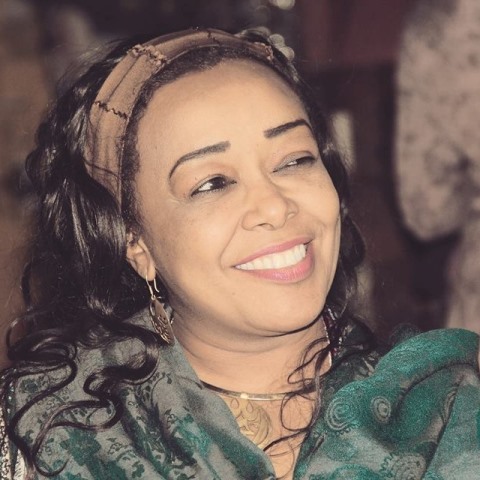 إستفزازات الشرطة 10 هنادي الصديق