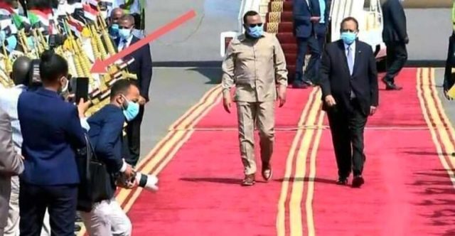 حمدوك وآبي احمد