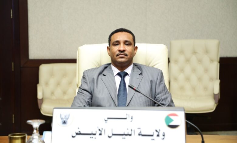 والي النيل الابيض يشهدمراسم التوقيع على عقدمنظومة الخدمات الطبية 1 اسماعيل فتح الرحمن