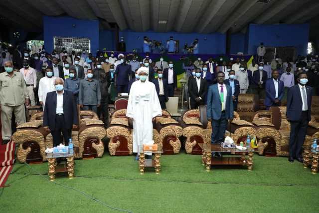 حميدتي والكباشي يشاركون (مناوي) الاحتفال بالذكرى التاسع عشر لتأسيس حركة تحرير السودان 1 مناوي حميدتي