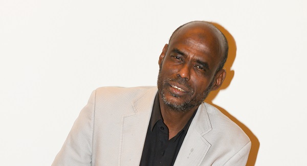 محمد جميل احمد يتحدث عن فرصة أخيرة ويكتب بعد الهيكلة المرتقبة هل تعيد “قحت” اختبار الهشاشة؟ 10 محمد جميل أحمد