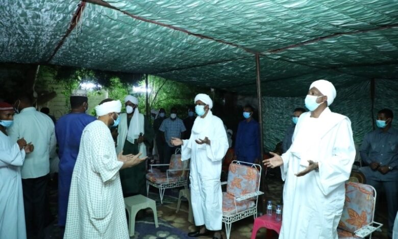 (دقلو) يؤدي واجب العزاء في فقيد البلاد الإمام الصادق المهدي 1 عزاء دقلو