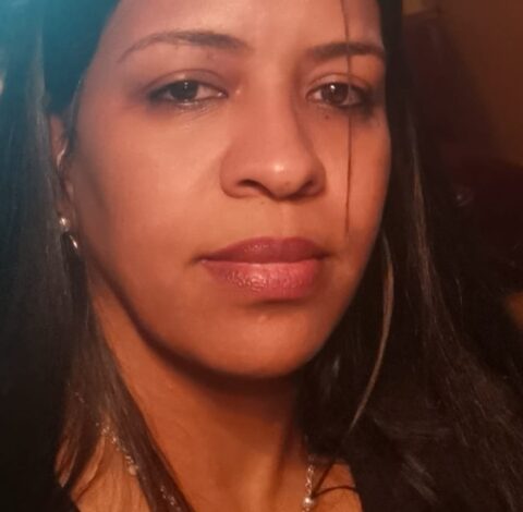 أميرة أحمد: حين تتصارع الأفيال .. يعاني العشب 1 اميرة احمد