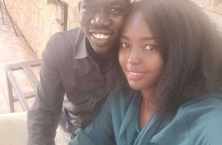 شاهد بالصورة.. الفتاة السودانية التي هزت مواقع التواصل بزواجها من شاب بالمحكمة بعد رفض والدها.. تنزع الحجاب وتستعد للسفر مع زوجها للسويد 1 مريم وزجها