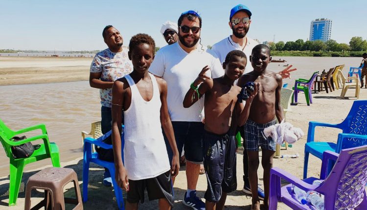 “إسرائليان” في شواطئ النيل بالخرطوم 10 اسرائيلي