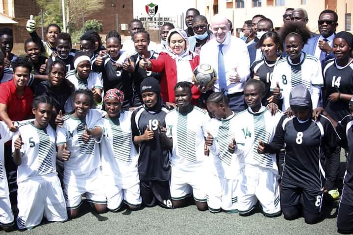 رئيس الفيفا يحضر مباراة لكرة القدم للسيدات بالخرطوم 10 IMG 20210222 WA0041