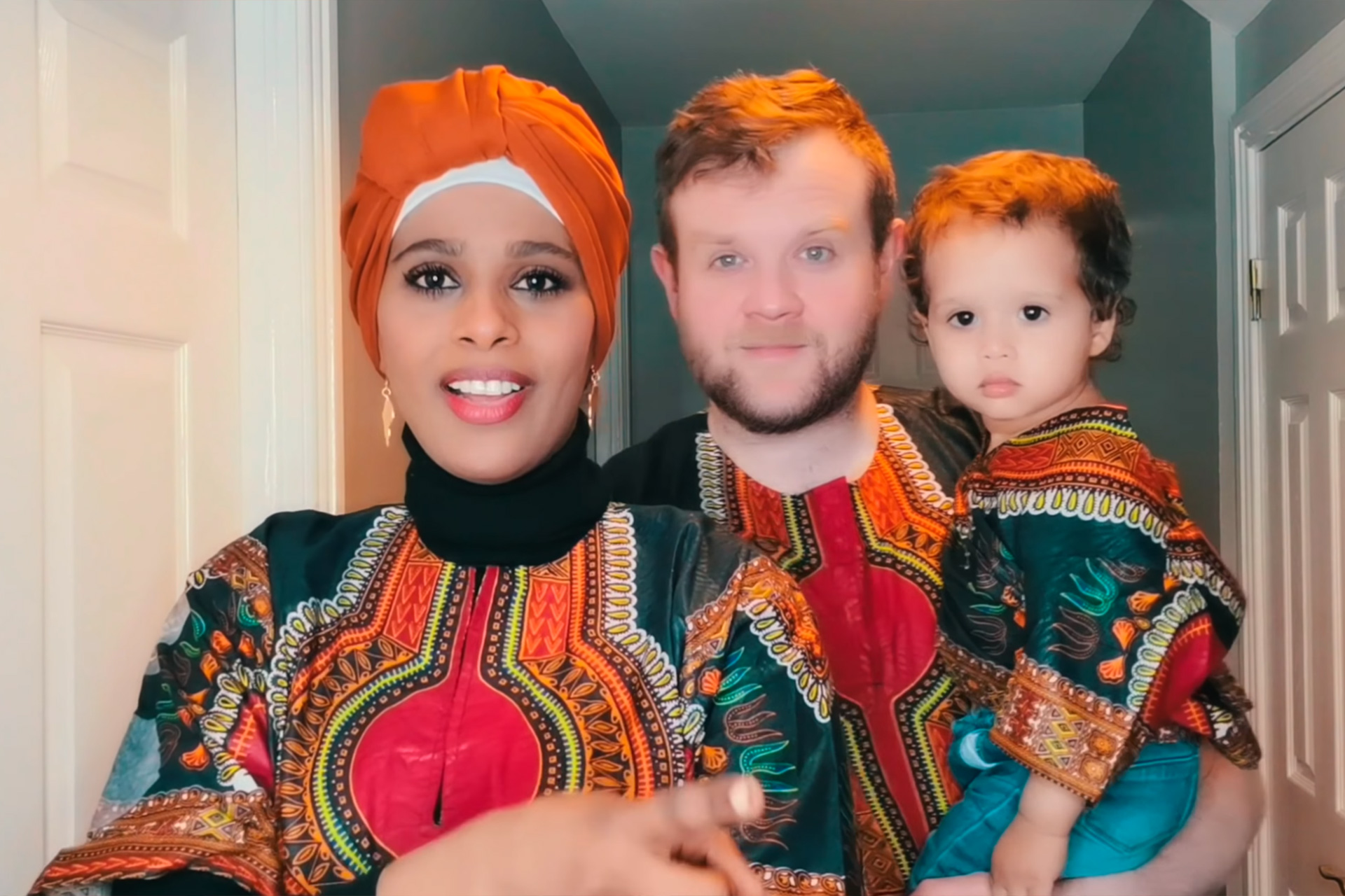 بالفيديو.. رمضان الثالث لديميان.. مدونة سودانية تحكي قصة إسلام زوجها الأيرلندي 10 يب 1