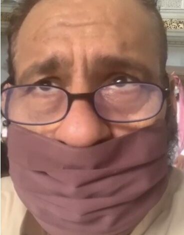 بالفيديو.. في مشهد مؤثر معلم سعودي يوثق لحظة سماعه بالحرم نبأ وفاة زميله السوداني الذي رافقه لنحو 20 عاماً 1 Screenshot 2021 04 23 090848