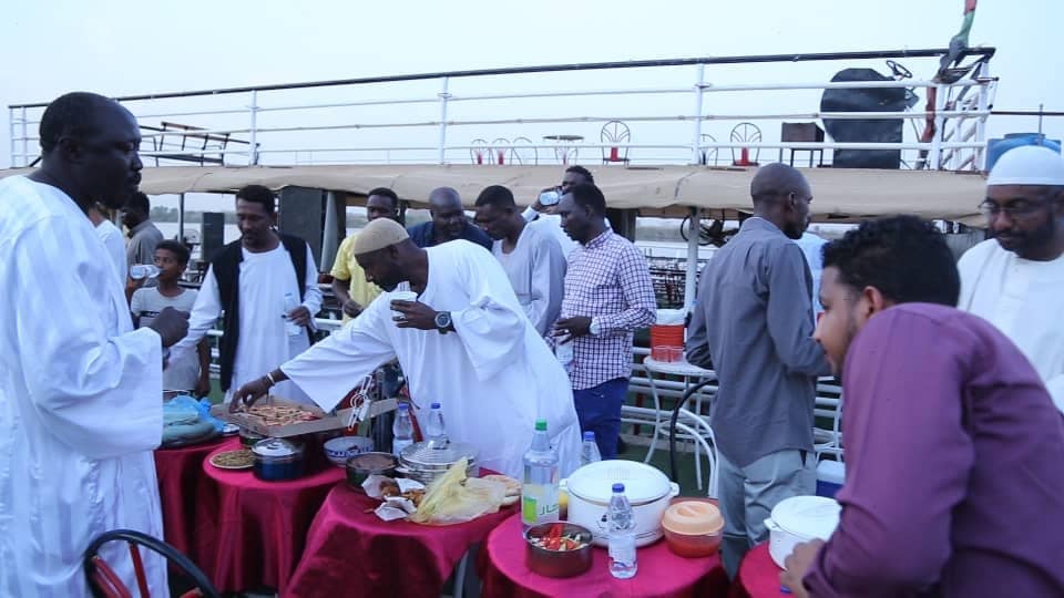 افطار الدوليين