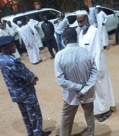 نهب وعنف.. من يقف وراء الفوضى الأمنية في الخرطوم؟ 1 نهب