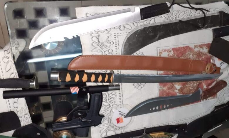 إحباط عمليات نهب مخططة عبر عصابة (نيقرز) خطيرة 1 سيوف