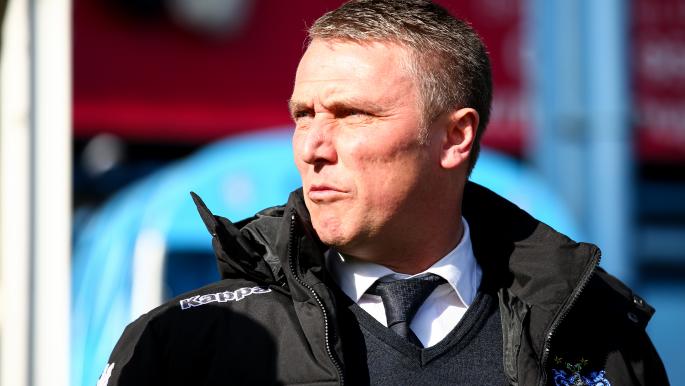 كشف تفاصيل حول عودة “لي كلارك” و “إسلام جمال” للمريخ 10 الإنجليزي لي كلارك