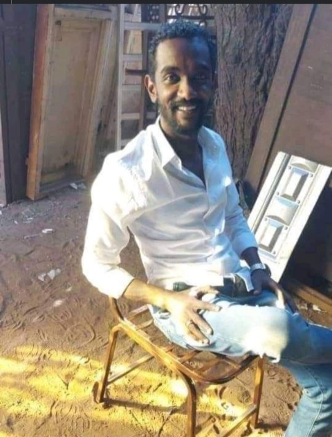 خروج شاب راج استشهاده في مليونية 30 ديسمبر نافياً خبر وفاته 11 شهيد وهمي