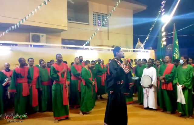 شاهد بالفيديو شيخ الأمين: مافي واحد يجي يقول ليكم إنتو تبع الجيش ولا الدعم السريع 10 شيخ الامين