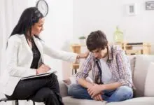 استشارة شاب