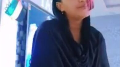 فتاة ترقص على انغام طه سليمان