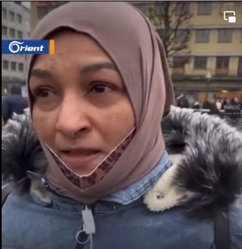 شاهد بالفيديو: مأساة سودانية بالخارج .. لا يتوقف دمعها بسبب حرمانها من أطفالها لأكثر من 5 سنوات 10 سودانية السويد