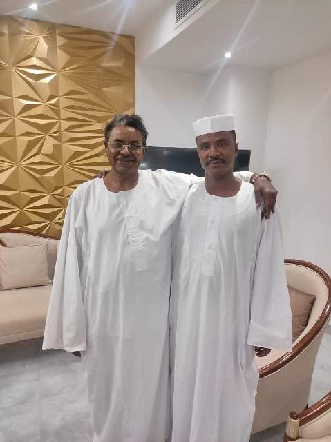 شاهد صور حديثة لمدير جهاز الأمن الأسبق (صلاح قوش) تتصدر مواقع التواصل الاجتماعي 12 صلاح قوش