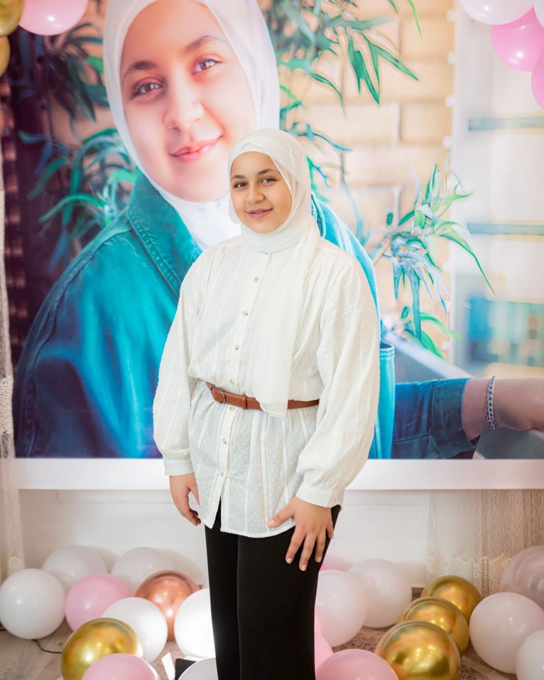 شاهد نجمة طيور الجنة جنى مقداد ترتدي الحجاب وعائلتها تحتفل بها 10 274487098 680532899964416 8865597584610859137 n 1110x564 1