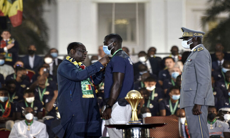 السنغال تغدق على لاعبيها المتوّجين أفريقياً.. جوائز مالية وعقارات وأوسمة رفيعة 1 image 36