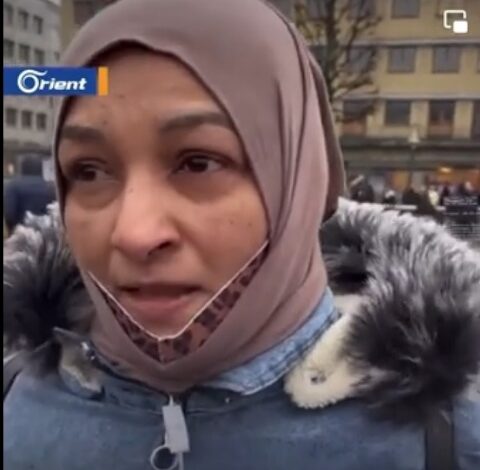 شاهد بالفيديو: مأساة سودانية بالخارج .. لا يتوقف دمعها بسبب حرمانها من أطفالها لأكثر من 5 سنوات 1 سودانية السويد