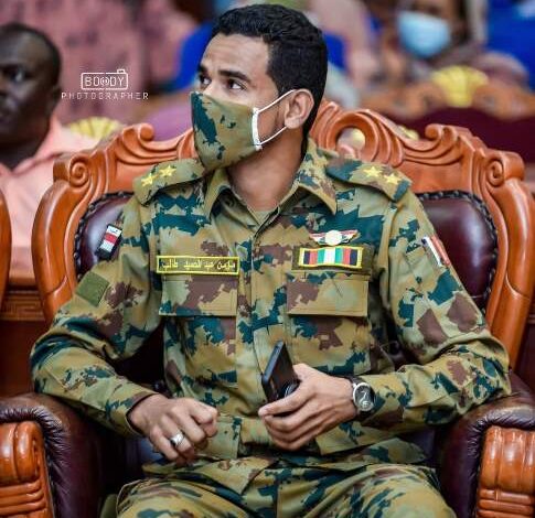 رسالة مؤثرة لملازم أول في الجيش السوداني عقب إحالته للمعاش في سن مُبكرة 1 مؤمن عبد الحميد