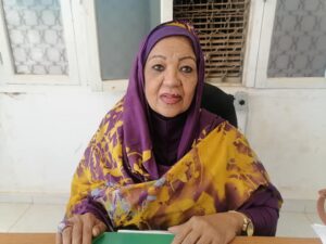 شاهد بالصور: ماما احلام.. نحتت إسمها بمداد من ذهب على جدار قطاع الطيران في السودان 2 ماما احلام