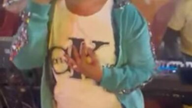 مطربة سودانية