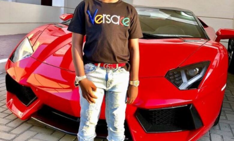 الطفل النيجيري"مومفا جونيور".. أصغر ملياردير في العالم 1 مومفا جونيور