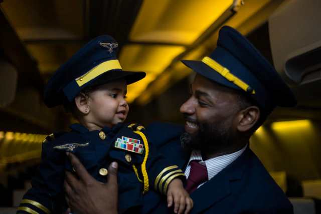 تاركو للطيران.."أحمد و نور" .. عندما تتجسد الإنسانية 12 نور كابتن تاركو