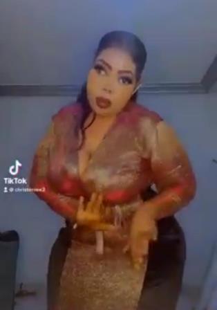 شاهد بالفيديو: بفاصل رقص مثير وأزياء فاضحة ومحذقة.. حسناء سودانية تشعل غضب الأسافير 10 رقص سودانية