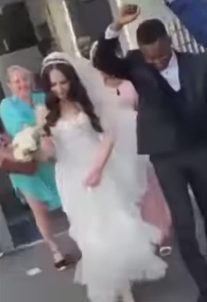 سوداني وايطالية