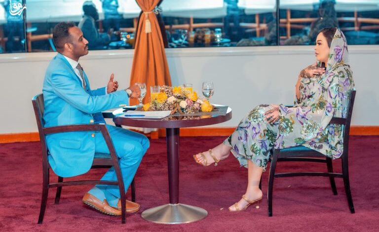 الممثلة المصرية داليا البحيري تبكي في الخرطوم 1 داليا البحيري