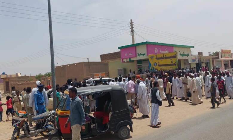 شرطة مرور محلية الدامر تكثف جهودها لتأمين انسياب الحركة المرورية لطلاب المدارس - صور 11 الدامر صيدليه