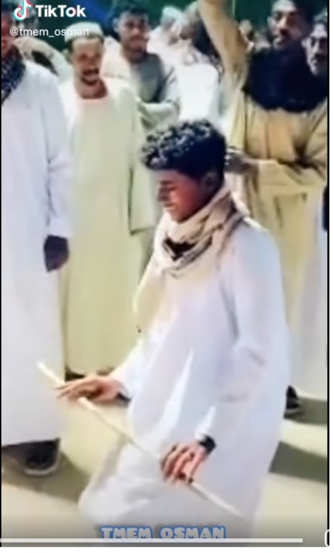 شاهد بالفيديو: مقطع من أغنية "سيد الفنيلة البيضاء.. دقستي ليه يا بليدة" بحقق إنشارا خرافيا على تيك توك ورقص مدهش على أنغامه 10 سيد الفنيلة